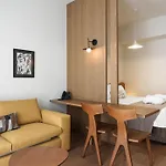 Alinea Market Agora Square מלון דירות 4*