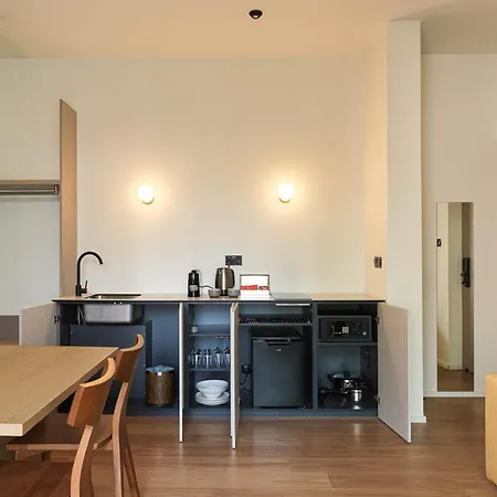 アパートホテル Alinea Market Agora Square リマソール