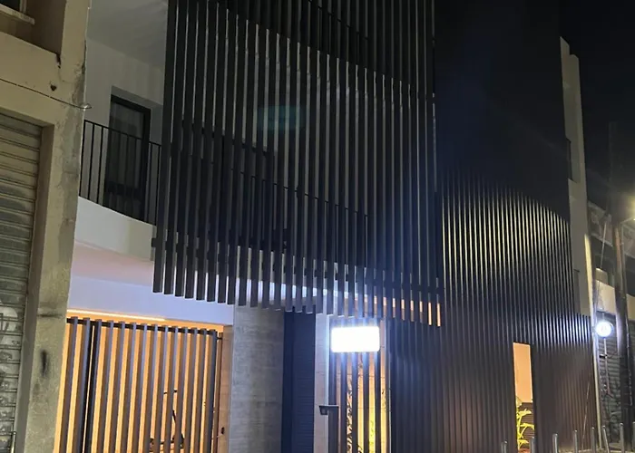 Alinea Market Agora Square 4* 레메소스