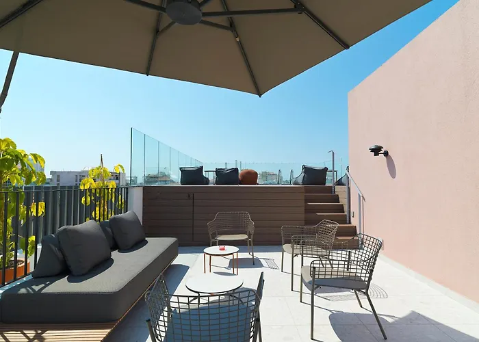 Alinea Market Agora Square 아파트호텔 레메소스