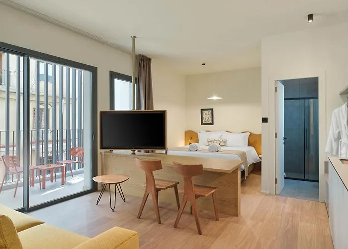 Alinea Market Agora Square 4* 레메소스